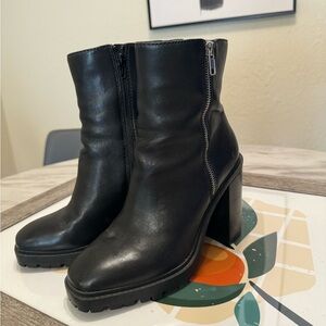 Chelsea & Violet boots